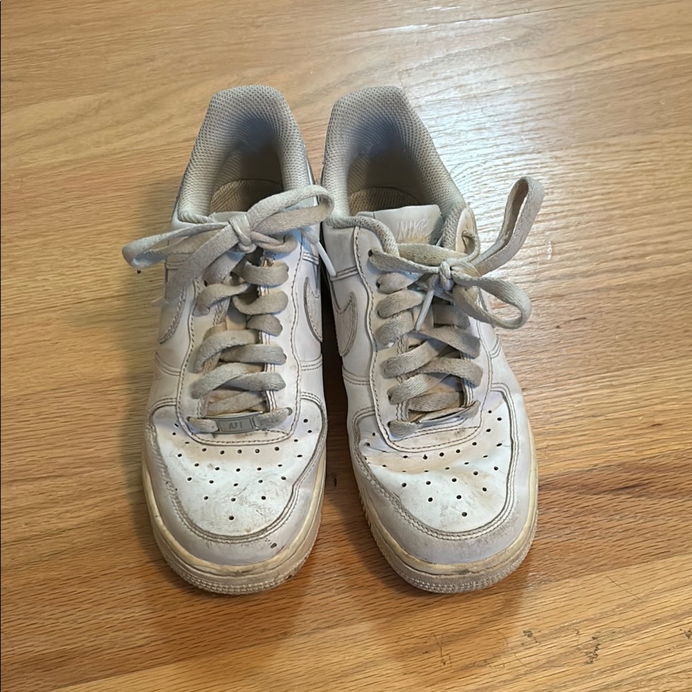 Nike Off-White Lace-Up Sneakers